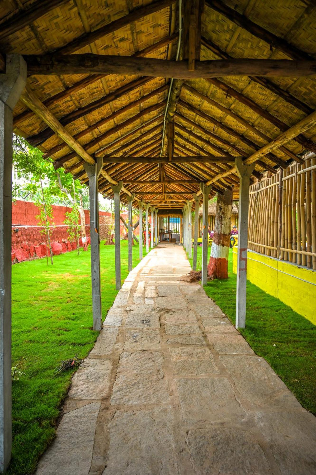 Tamarind Tree Way Side Amenities Hotel Hospet Eksteriør billede